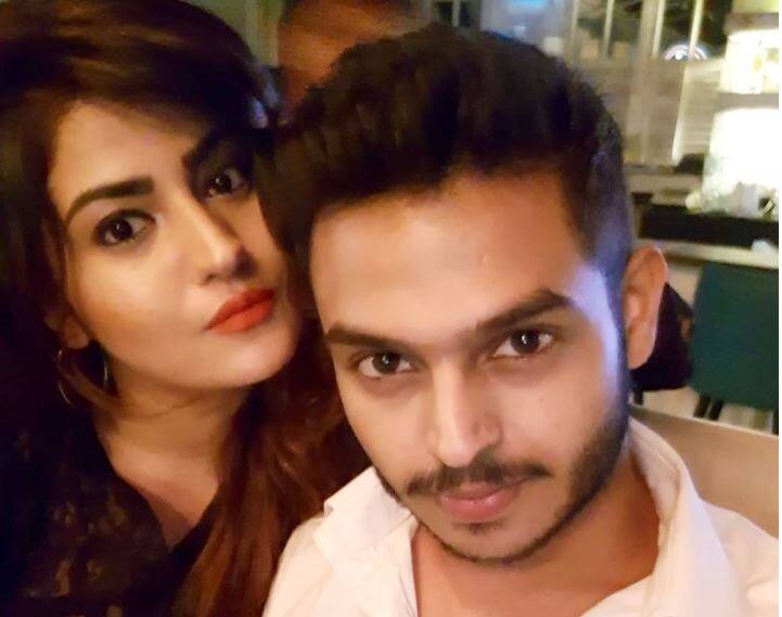 कॉमेडियन सिद्धार्थ सागर ने अपनी एक्स-गर्लफ्रेंड के साथ किया पैचअप Comedian Sidharth Sagar Patches-Up With Ex-Girlfriend Subuhi Joshi कॉमेडियन सिद्धार्थ सागर ने अपनी एक्स-गर्लफ्रेंड के साथ किया पैचअप