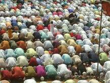 ईद की नमाज में की गई कश्मीर में होने वाले हमलों की निंदा, कहा- ये इस्लाम के खिलाफ है