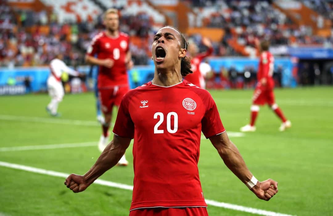 Fifa world cup 2018: denmark beats peru by 1-0, yussuf poulsen leads from the front Fifa World Cup 2018: डेनमार्क के युसूफ युरारी पोलसन के गोल ने पेरू को 1-0 से हराया