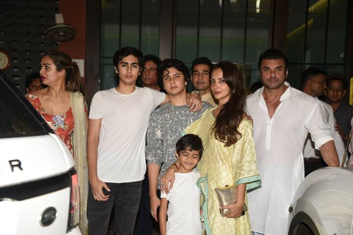 सोहेल खान पूरे परिवार के साथ बहन अर्पिता के घर हुए ईद सेलिब्रेशन में शामिल हुए. (तस्वीर: मानव मंगलानी)