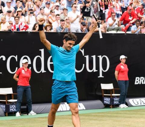नडाल को पछाड़कर फेडरर फिर बने वर्ल्ड नंबर वन नडाल को पछाड़कर फेडरर फिर बने वर्ल्ड नंबर वन