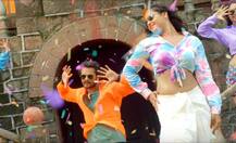 भोजपुरी सुपरस्टार खेसारी लाल ने काजल संग किया ‘लुंगी डांस’, गाना हुआ वायरल