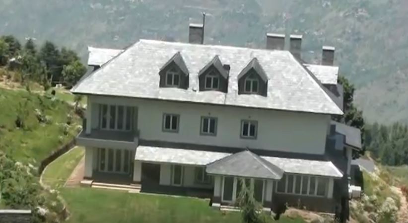 Priyanka gandhi house shimla, Northbank