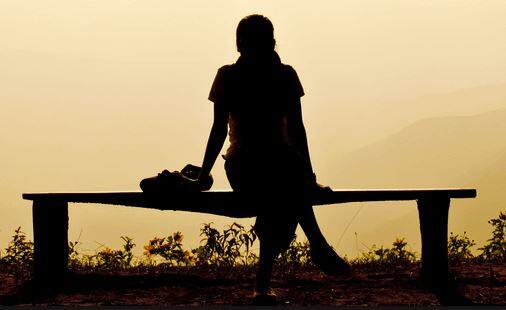 आंकड़ों में सामने आया है कि जिन्होंने अपने जीवनसाथी को हमेशा के लिए खो दिया, तलाकशुदा और जिनकी कभी शादी नहीं हुई. उनमें हार्ट की बीमारी होने के ज्यादा खतरा रहता है. (तस्वीर: गूगल फ्री इमेज)