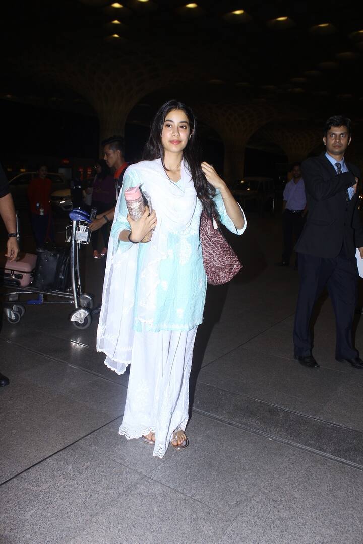 धड़क मराठी फिल्म ‘सैराट’ का हिंदी रीमेक है. इसका निर्माण करण जौहर कर रहे हैं. (तस्वीर: मानव मंगलानी)