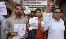 पीसीएस मेंस परीक्षा रद्द करने की मांग को लेकर अभ्यर्थियों का हंगामा, बायकॉट करने वाले हिरासत में