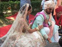 रुबीना दिलाइक ने ब्वॉयफ्रेंड अभिनव शुक्ला से रचाई शादी, देखें तस्वीरें और Videos