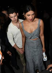 प्रियंका चोपड़ा की इन ड्रेसेस को बीच से लेकर डेट तक पहन सकते हैं आप