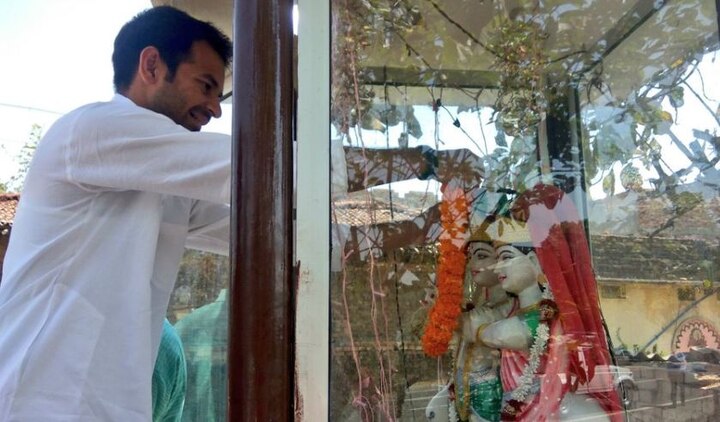 Lalu Yadav's Son Tej Pratap illegal temple Near Government Bungalow in Patna सरकारी जमीन पर लालू के बड़े बेटे तेजप्रताप ने करवाया मंदिर का निर्माण, नीतीश सरकार ने साधी चुप्पी