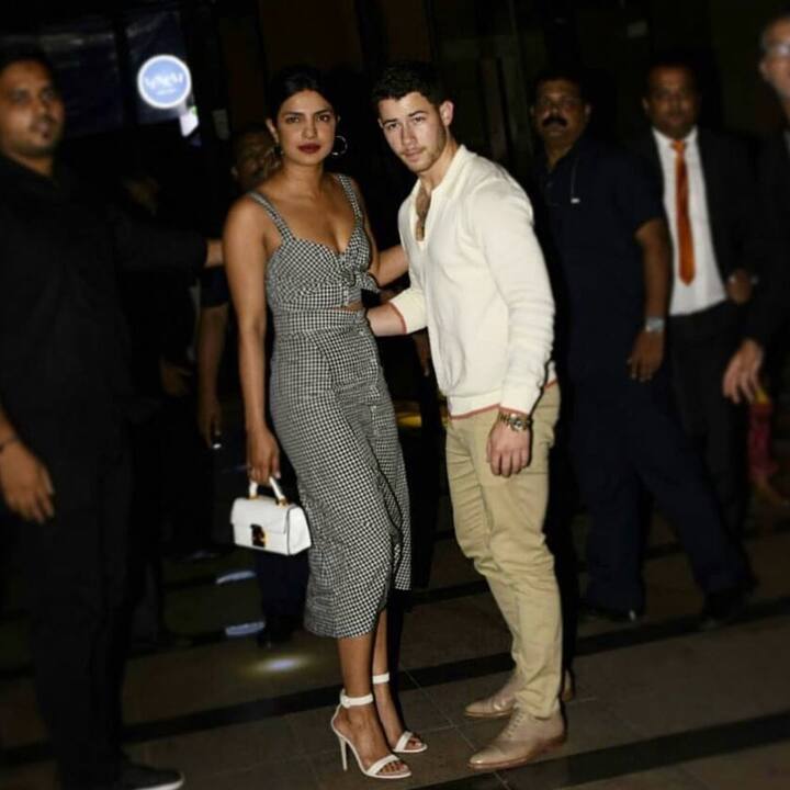 प्रियंका और निक के भारत में हुए पहले डिनर की तस्वीरें सोशल मीडिया पर जमकर वायरल हो रही हैं. (तस्वीर: मानव मंगलानी)