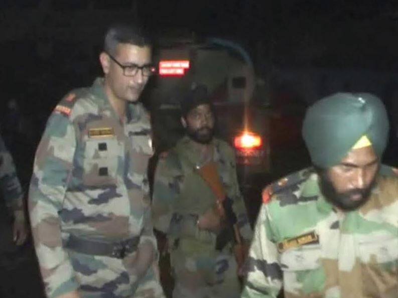 कानपुर की चमड़ा फैक्टरी में लगी भीषण आग, सेना की मदद से बुझाई गई