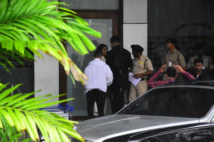 हालांकि प्रियंका ने अब तक इस बारे में अपनी चुप्पी नहीं तोड़ी है. (तस्वीर: मानव मंगलानी)