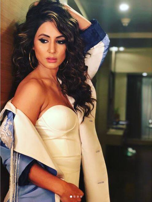 हिना ने आगे बताया, ''मैंने यूपी से जुड़ी हुई बहू के किरदार पर एक फिल्म की है. लोगों को यह लगता है कि मैं अब बहू का किरदार नहीं निभाना चाहती हूं, पर यह सच नहीं है. मैं किसी भी तरह का रोल करने के लिए तैयार हूं.''