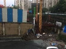 तस्वीरों में देखें:  मुंबई में बारिश ने मचाई भारी तबाही, हादसों की चपेट में आए लोग