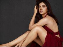 लेटेस्ट फोटोशूट में बोल्डनेस बिखेर रही हैं भूमि पेडनेकर, देखें तस्वीरें