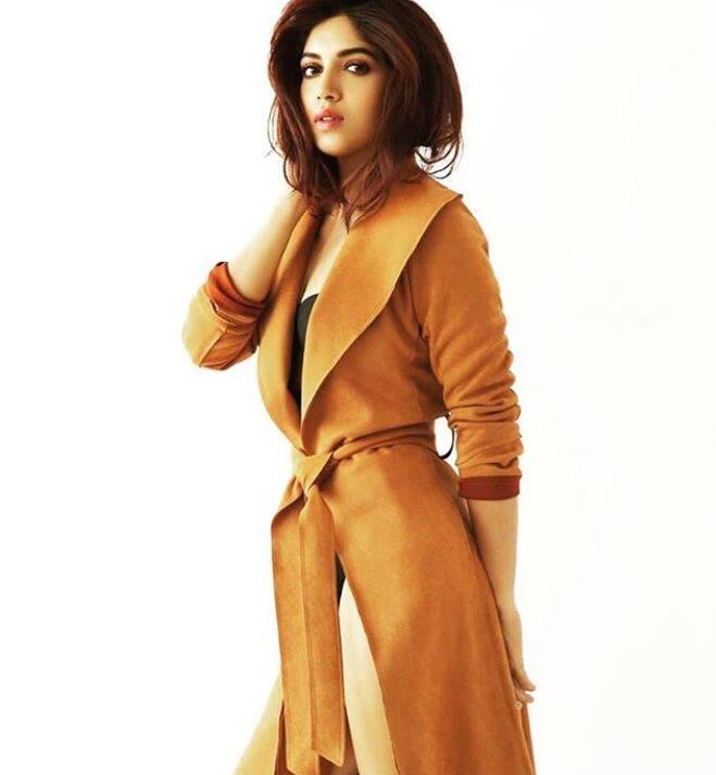 भूमि पेडनेकर अपनी अगली फिल्म ‘सोन चिरैया’ में अभिनेता सुशांत सिंह राजपूत के साथ नज़र आएंगी. उनकी इस फिल्म का निर्देशन अभिषेक चौबे कर रहे हैं.