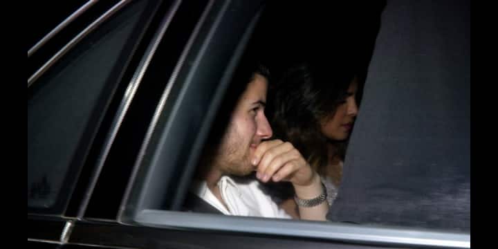 प्रियंका निक को मुंबई में डिनर के बाद गोवा घुमाने ले गई थीं. (तस्वीर: मानव मंगलानी)