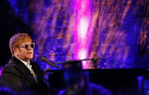 इस फाउंडेशन के जरिए सिंगर एलटन ने दुनिया भर के 26 देशों के लोगों को एचआईवी वायरस से बचाया है. (तस्वीर: इंस्टाग्राम)