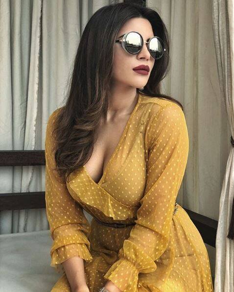 वो आगे कहती हैं कि हम इस तरीके से जी रहे हैं कि जैसे हमारी शादी हो गई हो. (तस्वीर: इंस्टाग्राम)