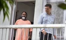 रेप के आरोपी दाती महाराज के खिलाफ एक और FIR, गवाह को धमकाने का आरोप