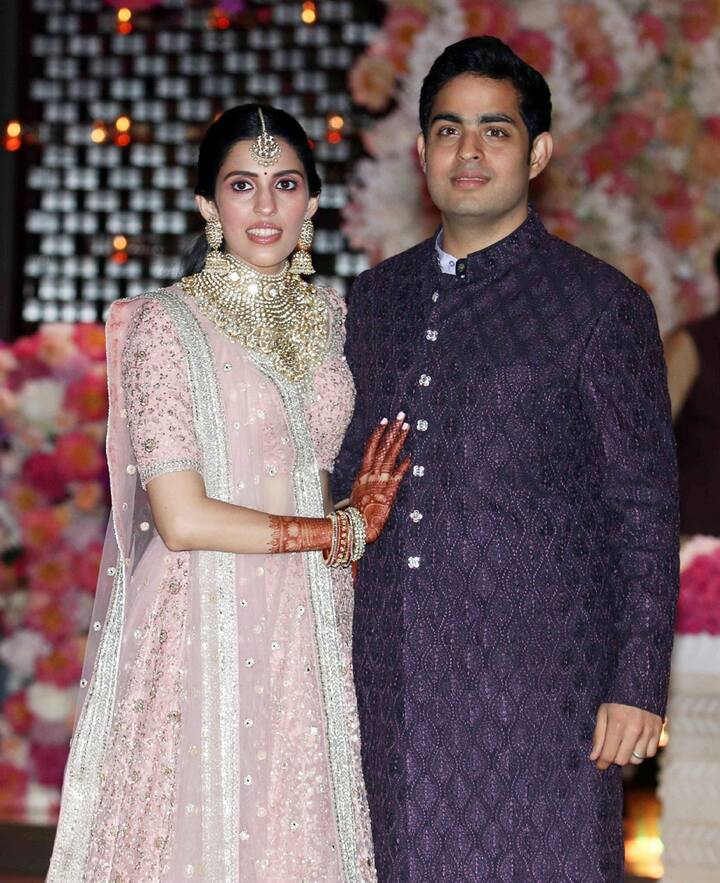 आउटफिट्स से लेकर दोनों की केमेस्ट्री पर सभी की नजरें थम गईं. (Photo: Fotocorp)