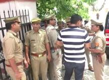 अपना दल के नेता की बेरहमी से हत्या के बाद कातिलों ने शव को मैदान में फेंका