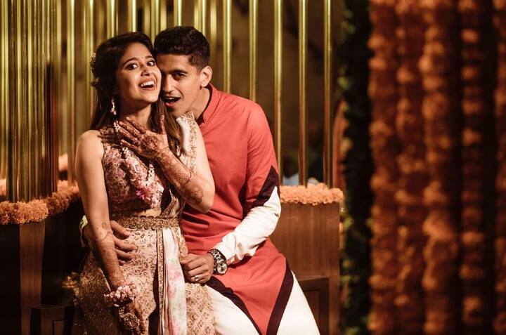 बात करें श्वेता के होने वाले पति कि तो बता दें कि चैतन्य शर्मा भी जोया अख्तर की फिल्म 'गली ब्वॉय' में रणवीर सिंह और आलिया के साथ नज़र आने वाले हैं. (तस्वीर: इंस्टाग्राम)