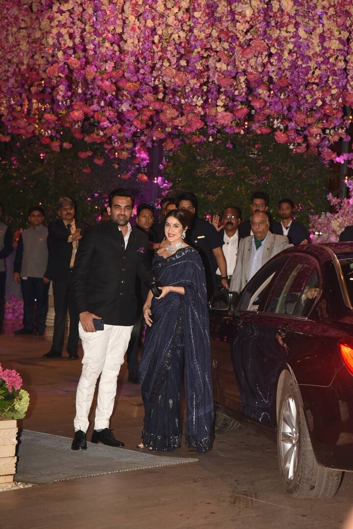 आगे की स्लाइड्स में देखिए इनकी और भी कुछ खास और खूबसूरत तस्वीरें. (तस्वीर: मानव मंगलानी) 