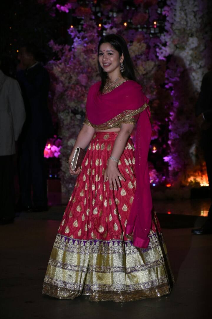 सचिन तेंदुलकर की बेटी सारा तेंदुलकर भी अपने परिवार के साथ इस ग्रैंस सेलिब्रेशन में पहुंचीं. (तस्वीर: मानव मंगलानी)