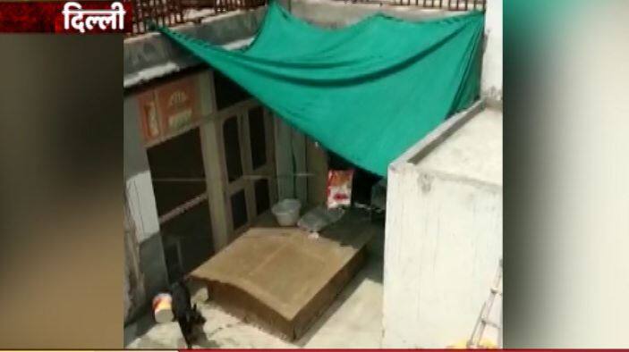 दिल्ली: 11 लोगों की मौत का रहस्य उलझा, क्राइम ब्रांच को सौंपा गया केस, CBI जांच की मांग उठी