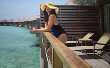 वेकेशन की दीवानी किश्वर मर्चेंट ने शेयर की छुट्टियों की तस्वीरें, नजर आईं स्विमसूट में