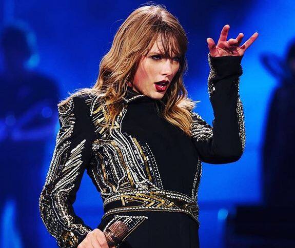 टूर के दौरान स्टेडियम में लगभग 59,517 प्रशंसक मौजूद थे.फोटोः इंस्टाग्राम