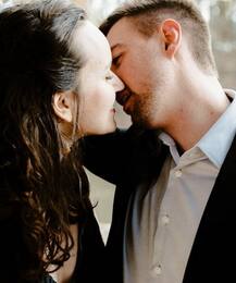 ऐसे लोग महिलाओं के साथ अधिक करते हैं दुर्व्यवहार