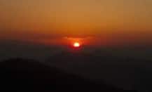 गीत गाकर सोते को जगाया जाता है यहां, जानिए कहां है ये परंपरा