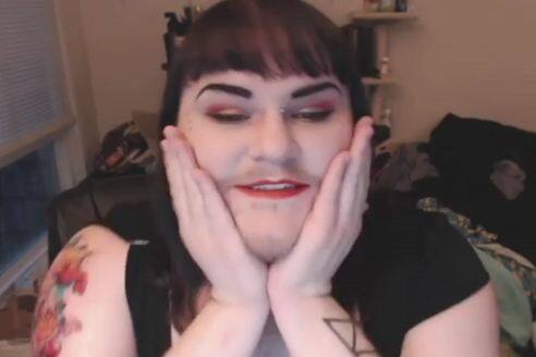 सोशल मीडिया पर जब लोगों को नोवा की बीमारी के बारे में पता चला है तब से लोग उनकी प्रशंसा कर रहे हैं और उनका आत्माविश्वास बढ़ा रहे हैं. फोटोः इंस्टाग्राम