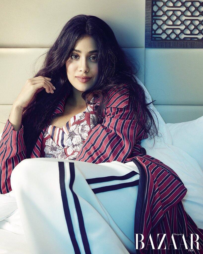 धड़क' की रिलीज से पहले जाह्नवी और ईशान खट्टर ने कराया है फोटोशूट, Bazaar मैगजीर के कवर पेज पर दिखेंगे