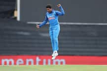 T-20 क्रिकेट में 5 विकेट लेने वाले पहले चाइनामैन गेंदबाज बने कुलदीप यादव