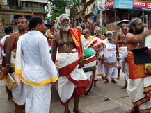बाबा विश्वनाथ के दरबार में 240 सालों के इतिहास में पहली बार शुरू हुआ ये विशिष्ट अनुष्ठान
