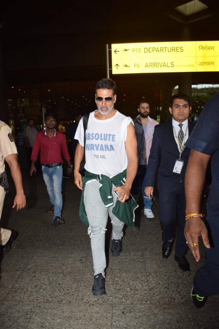 कल अक्षय कुमार न्यूयॉर्क में थे. जैसे ही अक्षय को सोनाली बेंद्रे के कैंसर की खबर मिली वो उनसे मिलने पहुंचे.