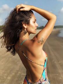 डांसिंग रियलिटी शो \'नच बलिए\' की इस कंटेस्टेंट ने अपनी हॉटनेस से बढ़ाया इंटरनेट का टेंपरेचर