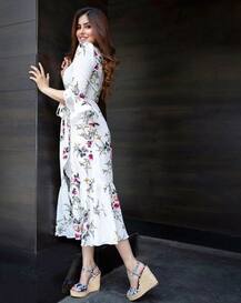 ‘बम डीगी-डीगी बम’की इस एक्ट्रेस का ये अंदाज फैंस को कर रहा है घायल, देखें तस्वीरें