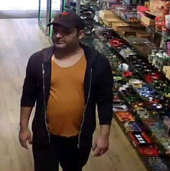 वायरल हो रही है कपिल शर्मा की ये तस्वीर,पहचान पाना हुआ मुश्किल kapil sharma's latest photo goes viral on social media वायरल हो रही है कपिल शर्मा की ये तस्वीर,पहचान पाना हुआ मुश्किल