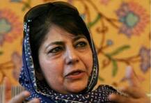 जम्मू-कश्मीर: महबूबा की बढ़ी मुश्किलें, अब तक पांच विधायकों ने की बगावत