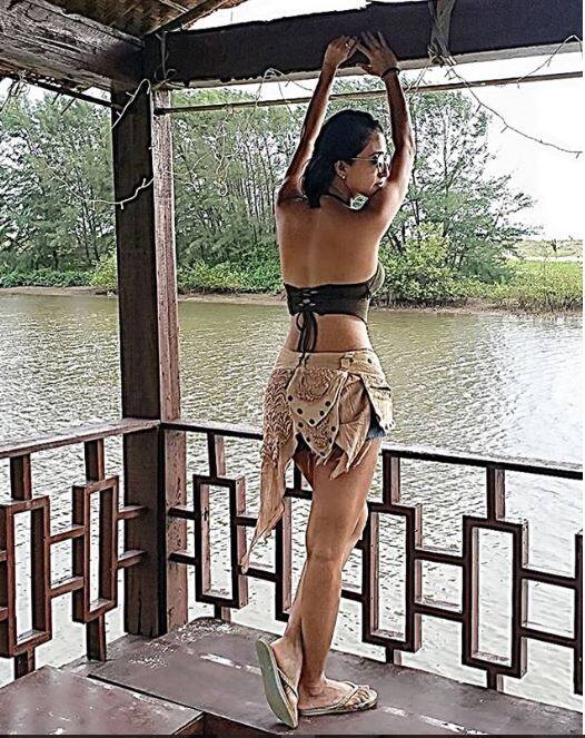  आइरिस ने अपने इंस्‍टा पर अपने अलग-अलग फोटोशूट की तस्‍वीरें अपने चाहने वालो के बीच शेयर किया है.
