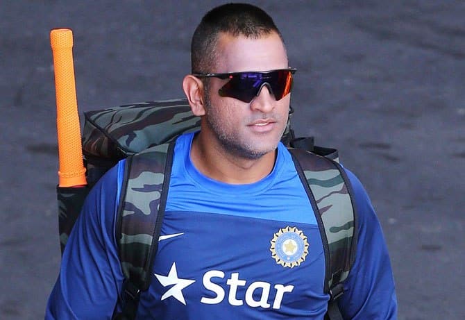 जन्मदिन विशेष: कैप्टन कूल के ये 11 रिकॉर्ड्स बताते हैं कि टीम इंडिया को नहीं मिल सकता कोई दूसरा धोनी