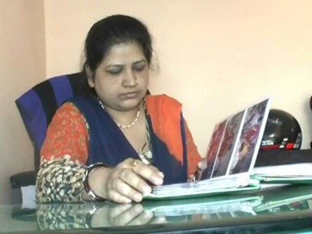 तीन तलाक के खिलाफ आवाज बुलंद करने वाली शायरा बानो बीजेपी में हो सकती हैं शामिल Triple Talaq petitioner Shayara Bano set to Join BJP तीन तलाक के खिलाफ आवाज बुलंद करने वाली शायरा बानो बीजेपी में हो सकती हैं शामिल