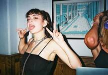 ब्रिटिश सिंगर चार्ली एक्ससीएक्स ने अपनी परफॉर्मेंस को लेकर दिया ये बड़ा बयान