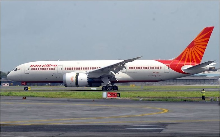 Air India flight landed at the under construction runway at Male Airport in Maldives मालदीव के माले में अंडर कंस्ट्रक्शन रनवे पर उतरा एयर इंडिया का विमान, सभी यात्री सुरक्षित