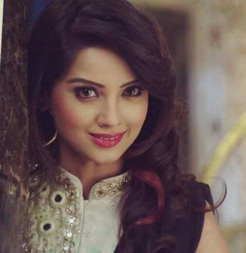 अदा खान और अंकित गेरा- नागिन फेम अदा खान और टीवी एक्टर अंकित भी दोनों अलग हो गए हैं. अंकित ने अदा खान को धोखा दिया. वे सेट पर अपनी   को-स्टार रूपल त्यागी को डेट करने लगे थे. अदा ने बताया कि अंकित ने मुझे तीन बार धोखा दिया लेकिन आखिरी बार मैंने उससे अलग होने का निर्णय ले लिया.फोटोः इंस्टाग्राम