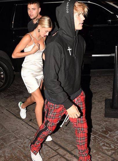 विदेशी सिंगर जस्टिन बीबर अक्सर लड़कियों के बीच डेटिंग को लेकर पॉपुलर रहते हैं. लेकिन क्या आप जानते हैं वे अब किसी को डेट नहीं करेंगे. फोटोः इंस्टाग्राम